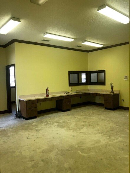 More Photos Of 1103 N Laura St, Jacksonville Medical For Lease
