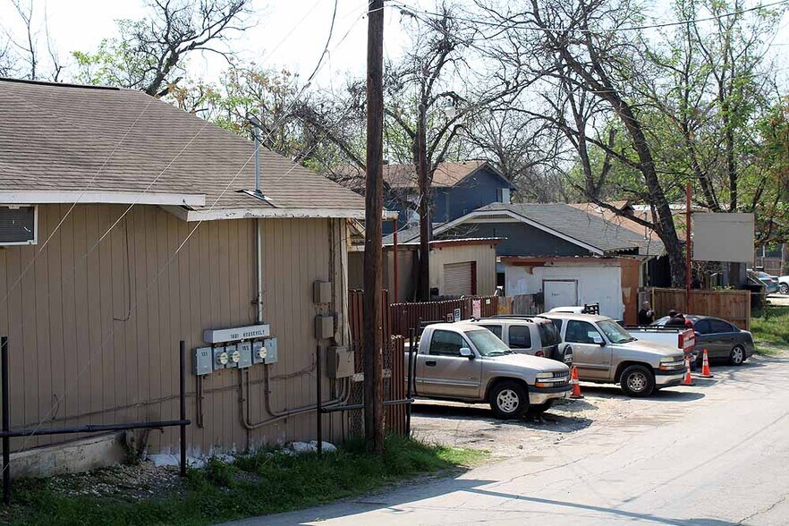 More Photos Of 1601 S Roosevelt Ave, San Antonio Daycare Center For Sale