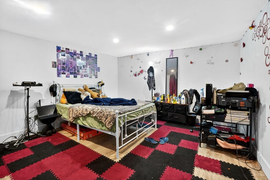 More Photos Of 2278-2296 Av Bourbonnière, Montréal Apartments For Sale