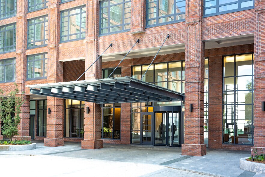 More Photos Of 199 2nd St, Mineola Apartments For Lease