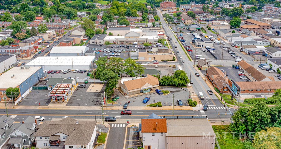 More Photos Of 2701 Lancaster Ave, Wilmington Freestanding For Lease