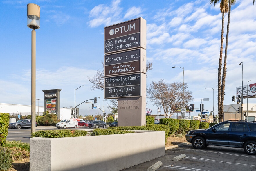 More Photos Of 14600 Sherman Way, Van Nuys Unknown For Lease