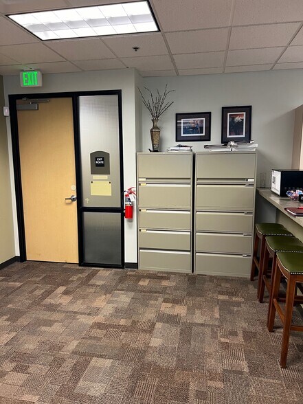 More Photos Of 2204 Plaza Dr, Rocklin Office For Lease