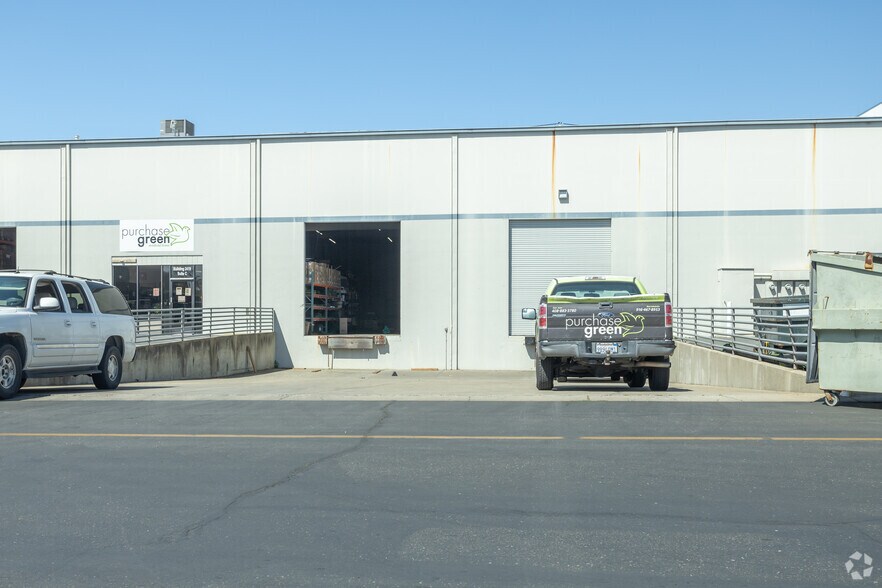 More Photos Of 2419 Mercantile Dr, Rancho Cordova Warehouse For Lease
