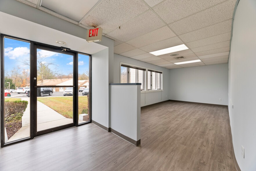 More Photos Of F1 Brier Hill Ct, East Brunswick Office For Sale