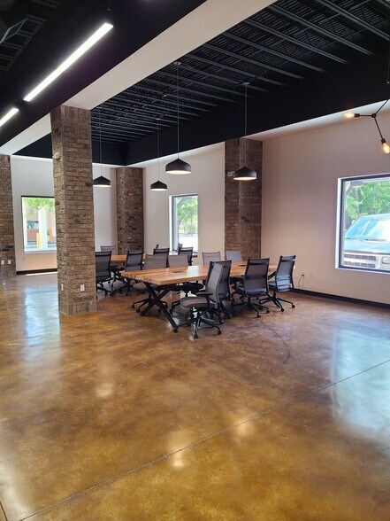 More Photos Of 9393 Mill Springs Rd, Jacksonville Coworking Space