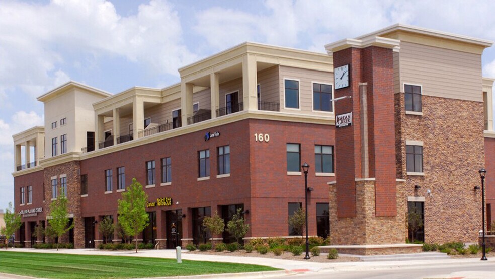 More Photos Of 160 S 68th St, West Des Moines Office For Lease