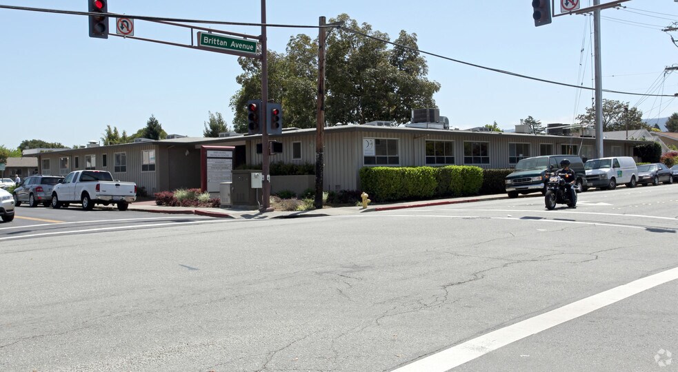 Primary Photo Of 1100 Laurel St, San Carlos Medical For Lease