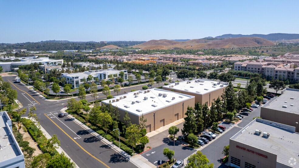 More Photos Of 15 Hubble, Irvine Coworking Space