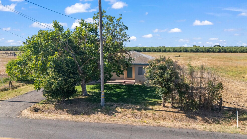 More Photos Of 10138 Spring St, Galt Land For Sale