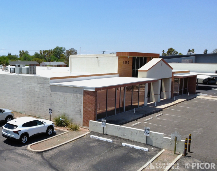 More Photos Of 4380 E Broadway Blvd, Tucson Freestanding For Sale