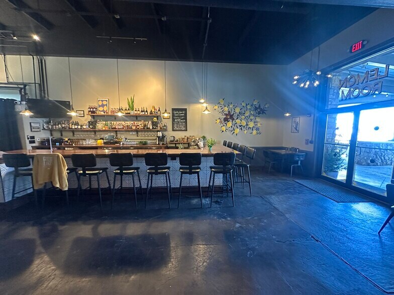 More Photos Of 638 Lake St, Wilson Freestanding For Sale