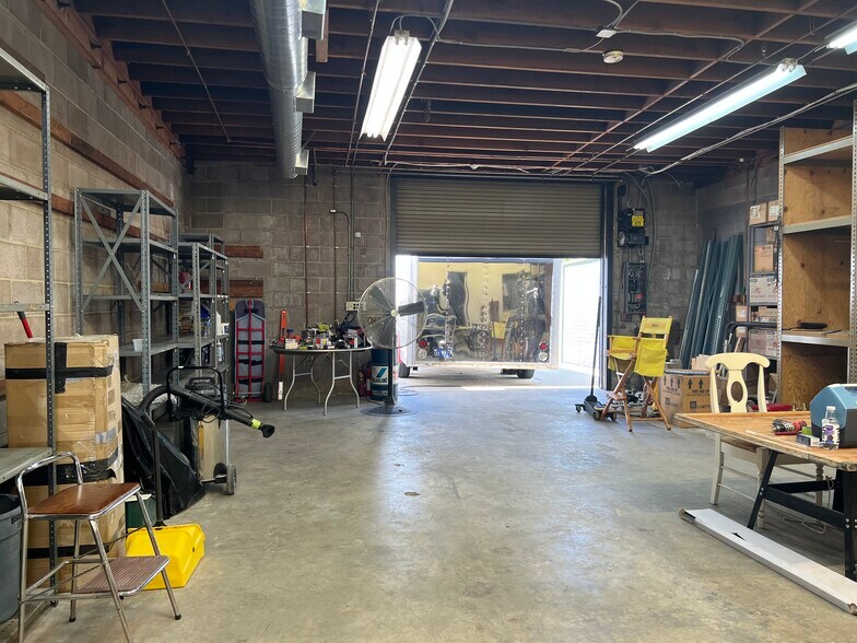 More Photos Of 5639 Cahuenga Blvd, North Hollywood Warehouse For Sale