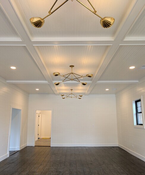 More Photos Of 11961 Lee Hwy, Sperryville Storefront Retail Office For Lease