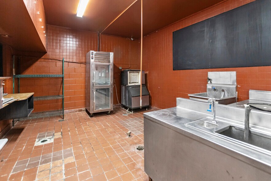 More Photos Of 720 E Oglethorpe Hwy, Hinesville Restaurant For Sale