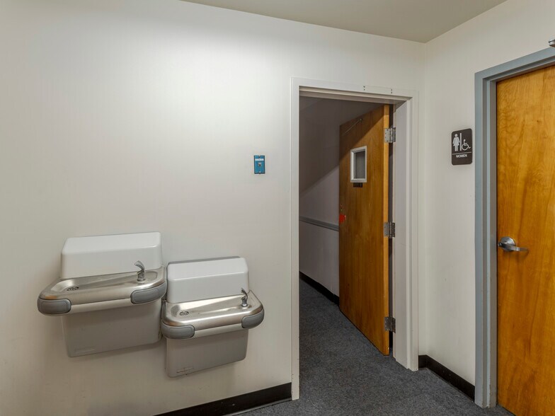 More Photos Of 6980 W Commercial Blvd, Lauderhill Drugstore For Sale