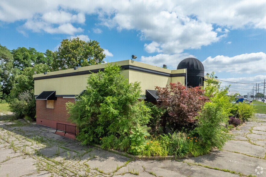 Primary Photo Of 2410 Ogden Ave, Downers Grove Land For Sale