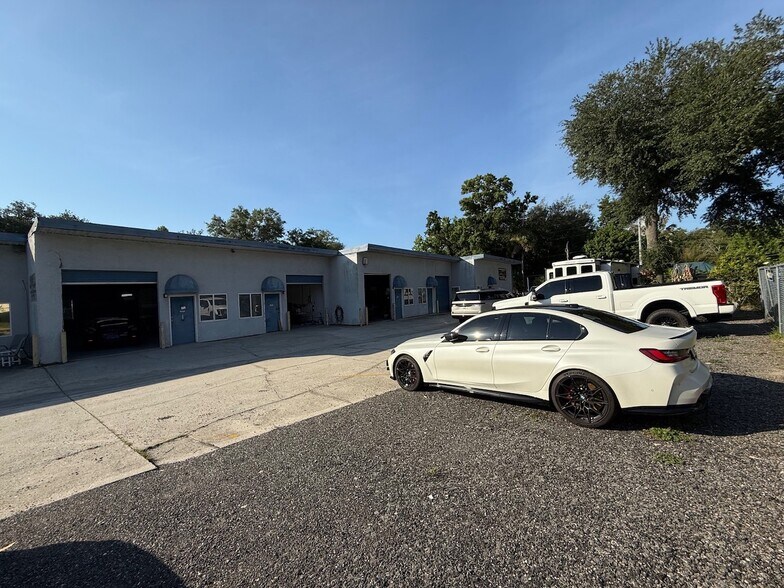 More Photos Of 5508 Benchmark Ln, Sanford Warehouse For Sale