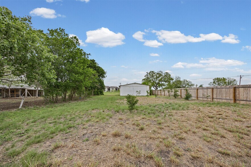More Photos Of 1812 Borchert Dr, Lockhart Land For Sale