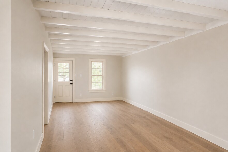 More Photos Of 13549 US Highway 87 W, La Vernia Loft Creative Space For Lease