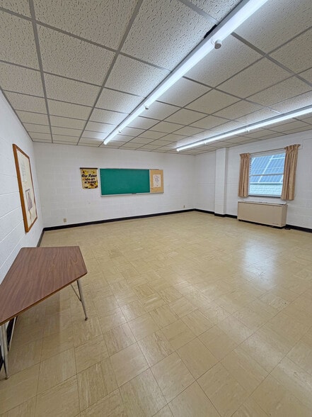 More Photos Of 2201 E Prairie St, Decatur Religious Facility For Sale