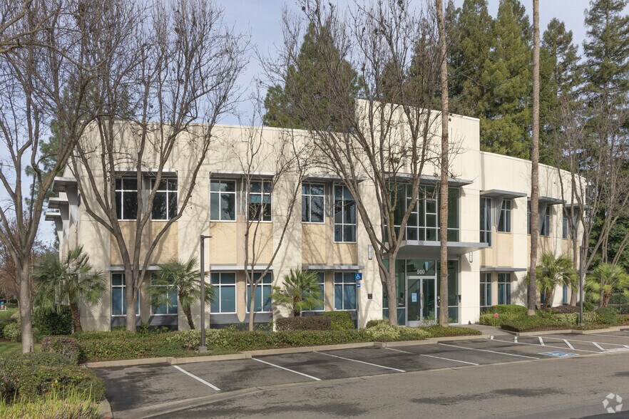 Primary Photo Of 900 University Ave, Sacramento Office For Lease