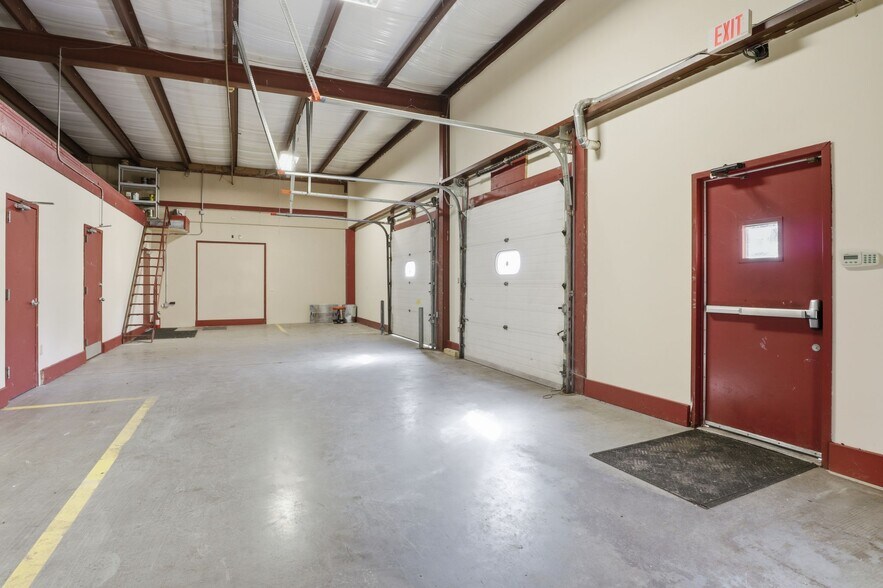 More Photos Of 6280 State Route 96, Farmington Manufacturing For Lease