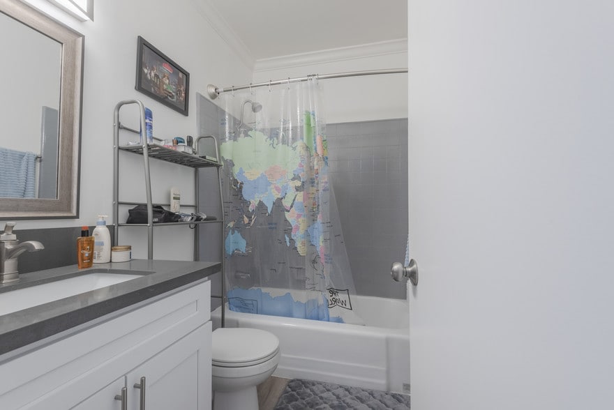 More Photos Of 1214 N Clark St, West Hollywood Apartments For Sale