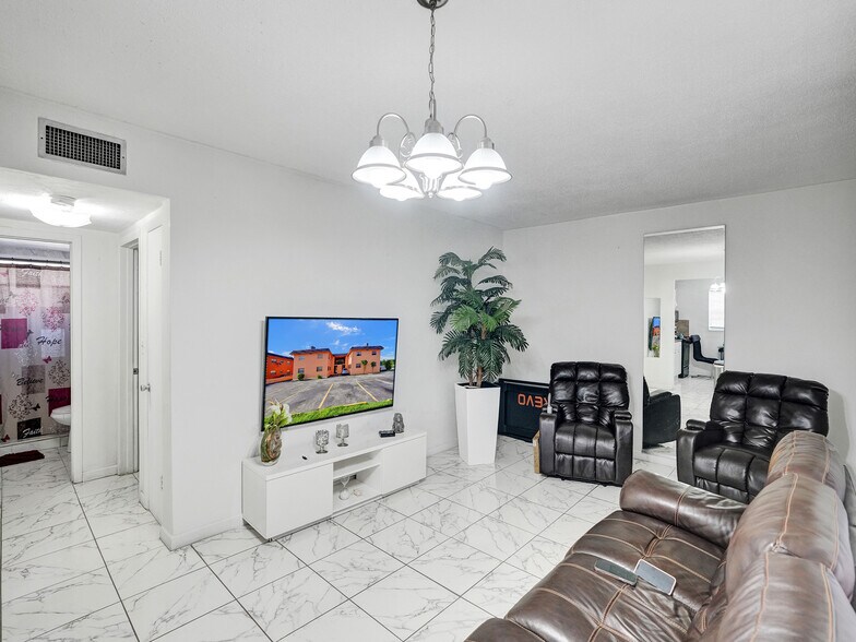 More Photos Of 720 W 16th, Hialeah Apartments For Sale