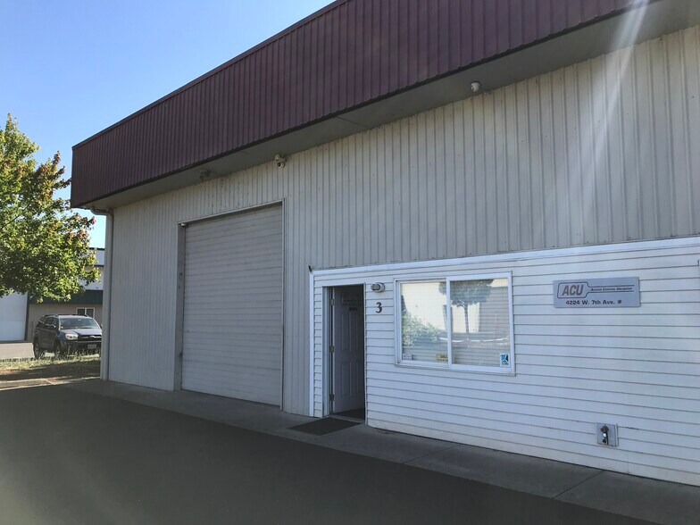 More Photos Of 4224 W 7th Ave, Eugene Service For Lease