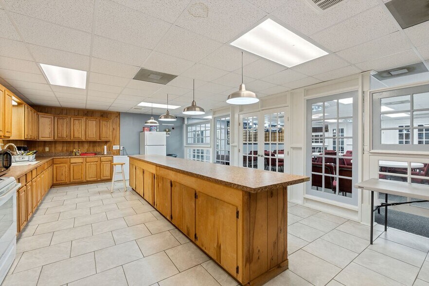 More Photos Of 8166 S US Highway 59, Diboll Religious Facility For Sale