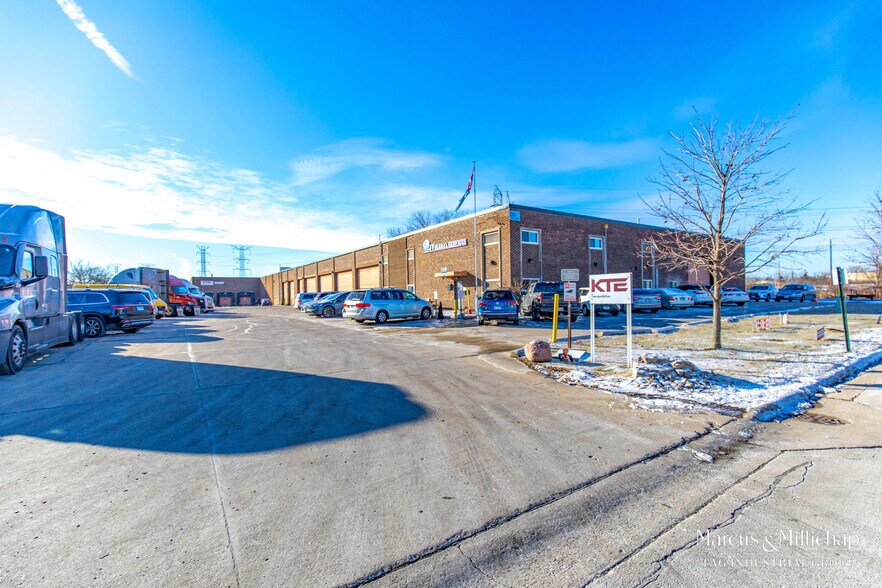 More Photos Of 199 Shepard Ave, Wheeling Warehouse For Sale