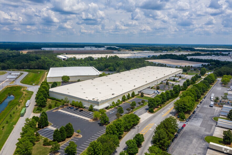 More Photos Of 197 King Mill Rd, McDonough Warehouse For Lease