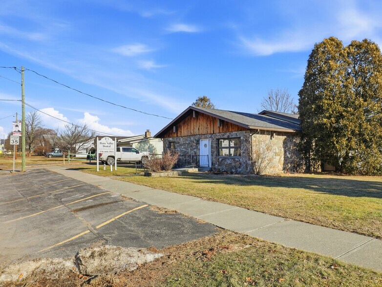 More Photos Of 408 N Keystone Ave, Sayre Healthcare For Sale