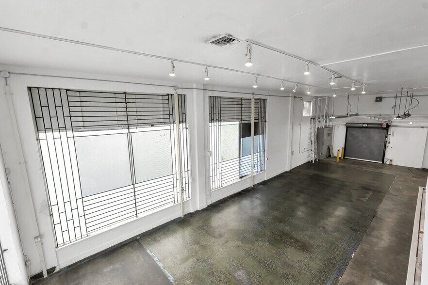 More Photos Of 7176 W Sunset Blvd, Los Angeles Storefront Retail Office For Sale