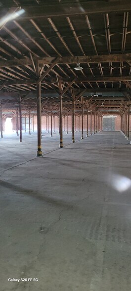 More Photos Of 407 Rains Air Depot Rd, Gadsden Warehouse For Lease