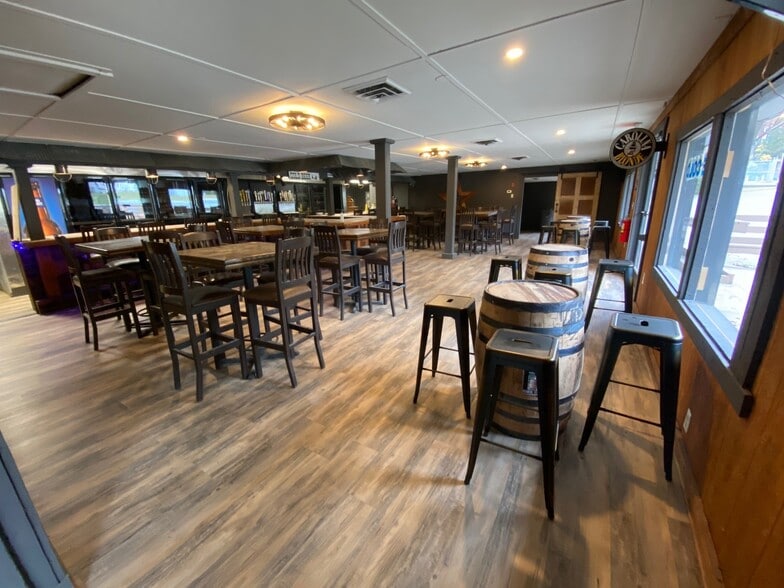 More Photos Of 3746 Mount Pleasant Rd, Sherrills Ford Restaurant For Sale