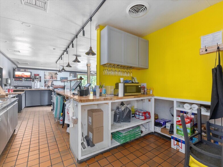 More Photos Of 919 N 2nd Ave, Siler City Restaurant For Sale