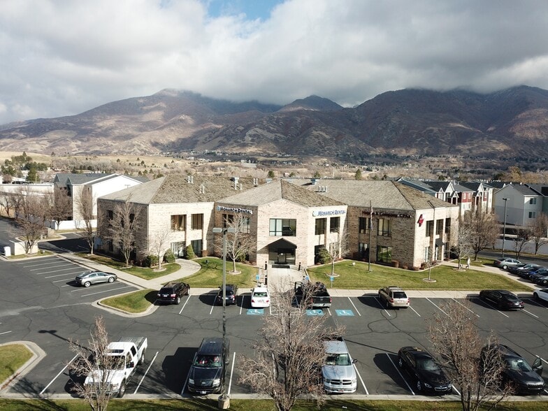 More Photos Of 5926 S Fashion Pointe Dr, South Ogden Unknown For Lease