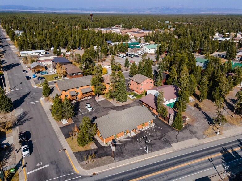 More Photos Of 229 N Hayden St, West Yellowstone Hotel For Sale