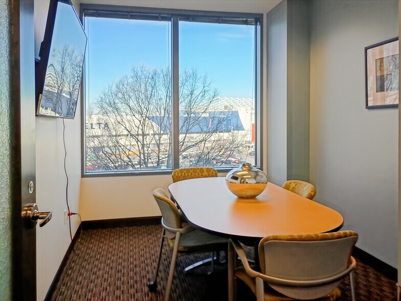 More Photos Of 100 Hartsfield Centre Pky, Atlanta Coworking Space