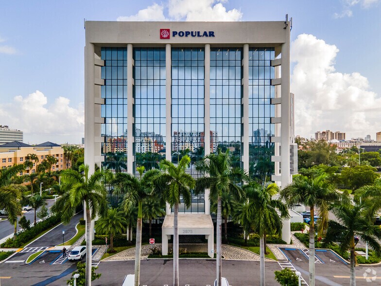 More Photos Of 2875 NE 191st St, Aventura Office For Lease