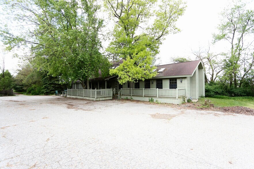 More Photos Of 215 IN-120, Fremont Restaurant For Sale