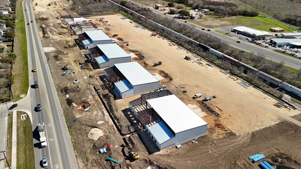 More Photos Of 10042 FM 1976, Universal City Unknown For Lease