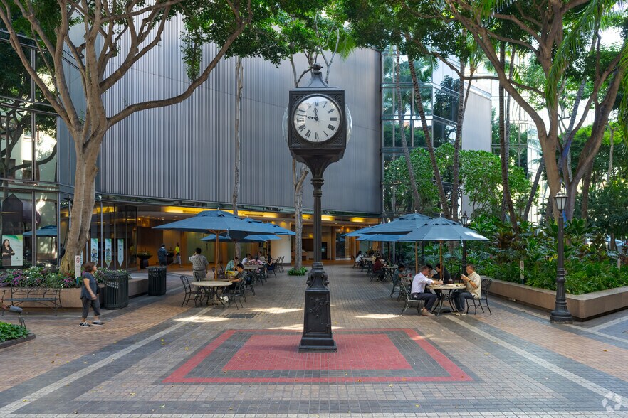 More Photos Of 733 Bishop St, Honolulu Office For Lease