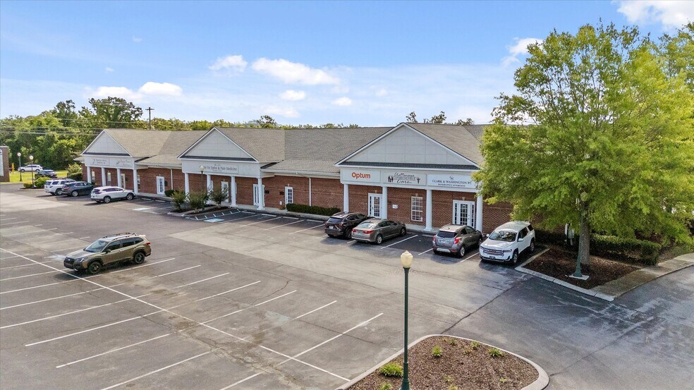 More Photos Of 7446 Shallowford Rd, Chattanooga Medical For Lease
