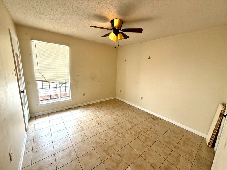 More Photos Of 4728 Ya Tittle Ave, Baton Rouge Apartments For Sale