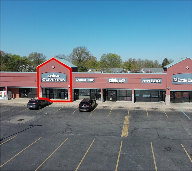 More Photos Of 6312 Oaklandon Rd, Indianapolis Storefront For Lease