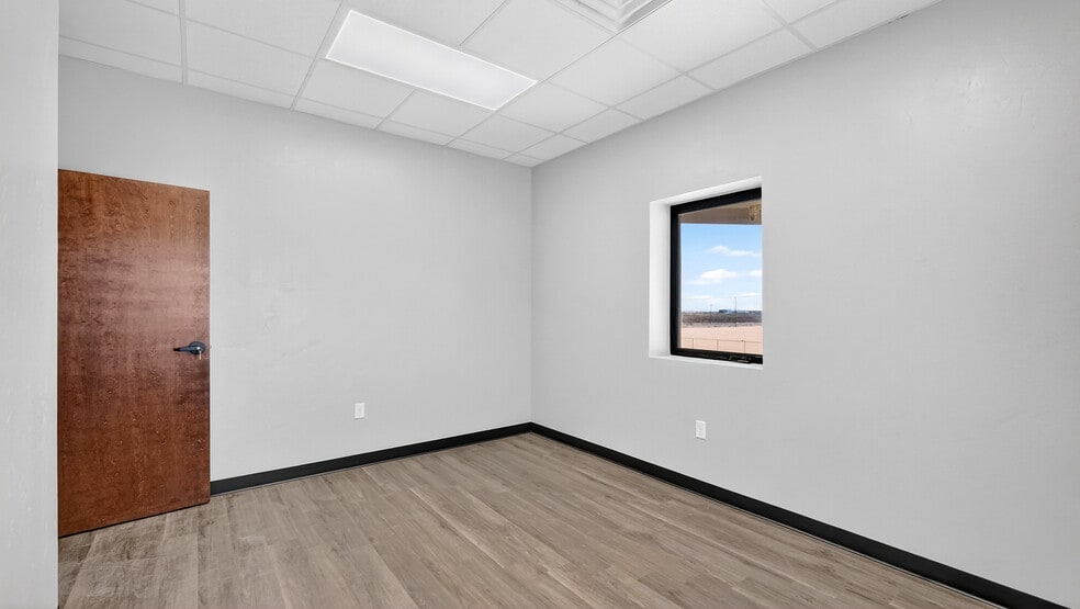 More Photos Of 16510 W Basin St, Odessa Warehouse For Sale