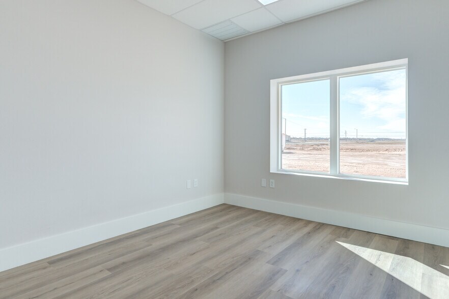 More Photos Of 3216 116th st, Lubbock Warehouse For Sale